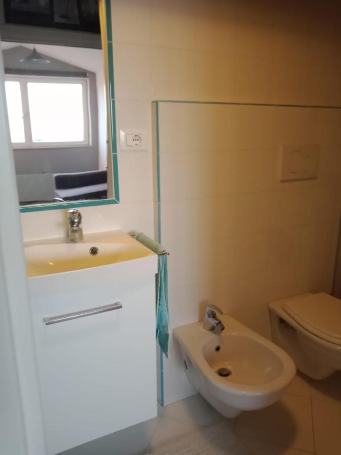 Apartamento Mansarda Centrale Vista Mare Trieste Exterior foto