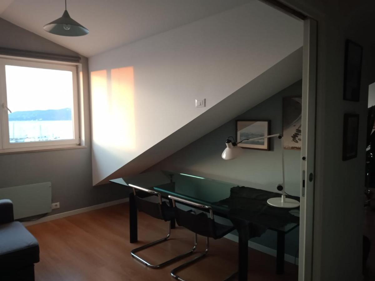 Apartamento Mansarda Centrale Vista Mare Trieste Exterior foto