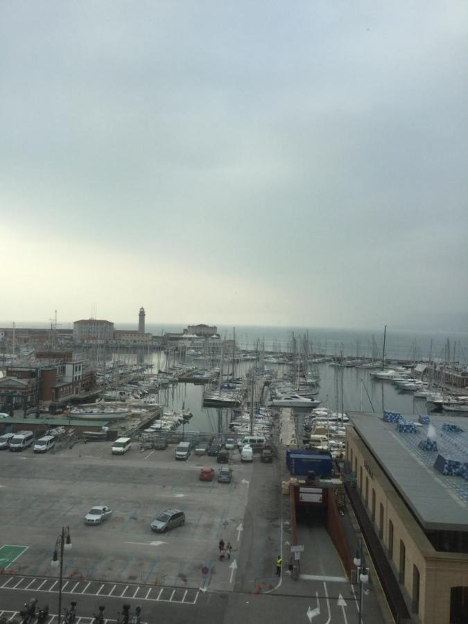 Apartamento Mansarda Centrale Vista Mare Trieste Exterior foto